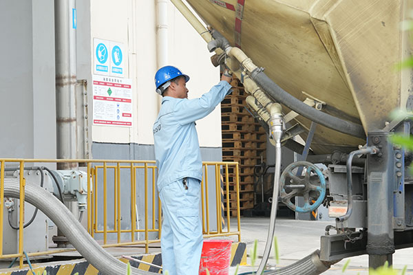 Transport of raw materials